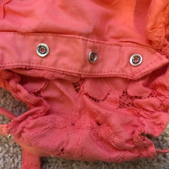 Janie and Jack lace romper, 12-18 months, snap closure bottom, buttons on strap - Picture 10 of 13